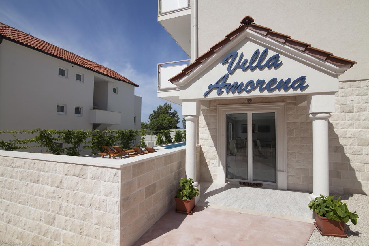 Hotel Villa Amorena Bol Bagian luar foto